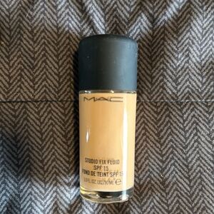 Mac Studio Fix Fluid NW15